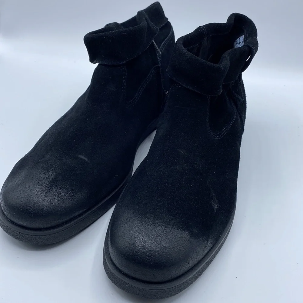UGG women josefene